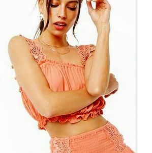 Lacy crinkle gauze rayon crop top  Large